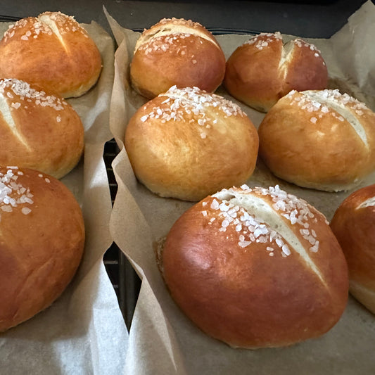 Pretzels Buns
