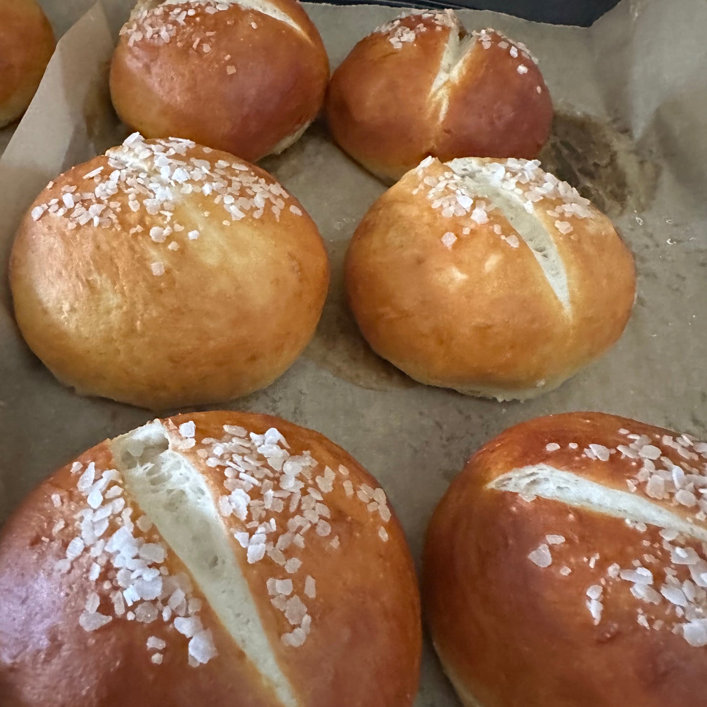 Pretzels Buns