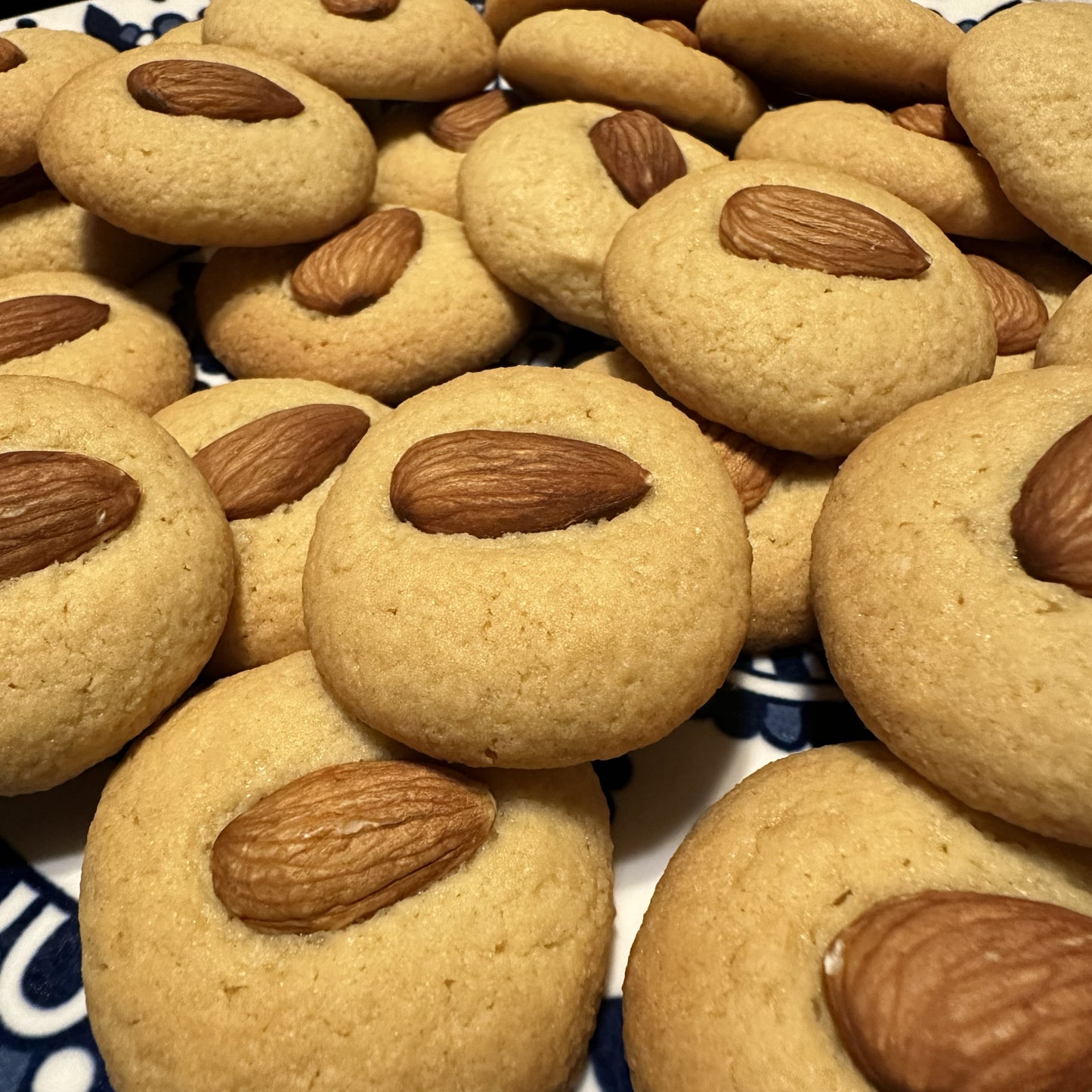 Almond Cookies
