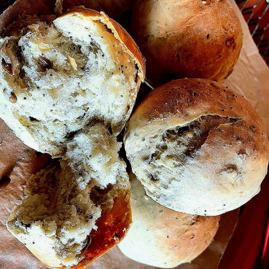 Seeded Crispy Buns